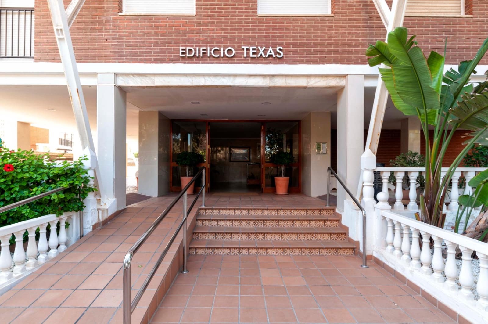 2 soveværelse Lejlighed til salg i Playa de San Juan med garage - € 445.000 (Ref: 9230270)