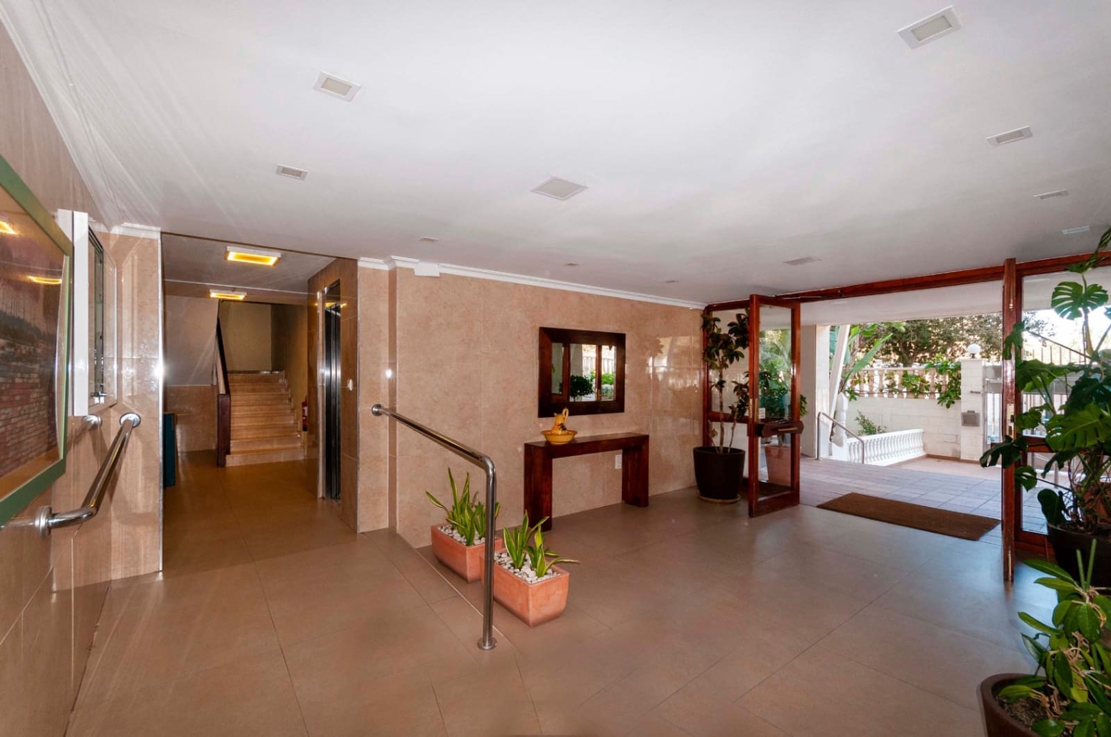 2 soveværelse Lejlighed til salg i Playa de San Juan med garage - € 445.000 (Ref: 9230270)