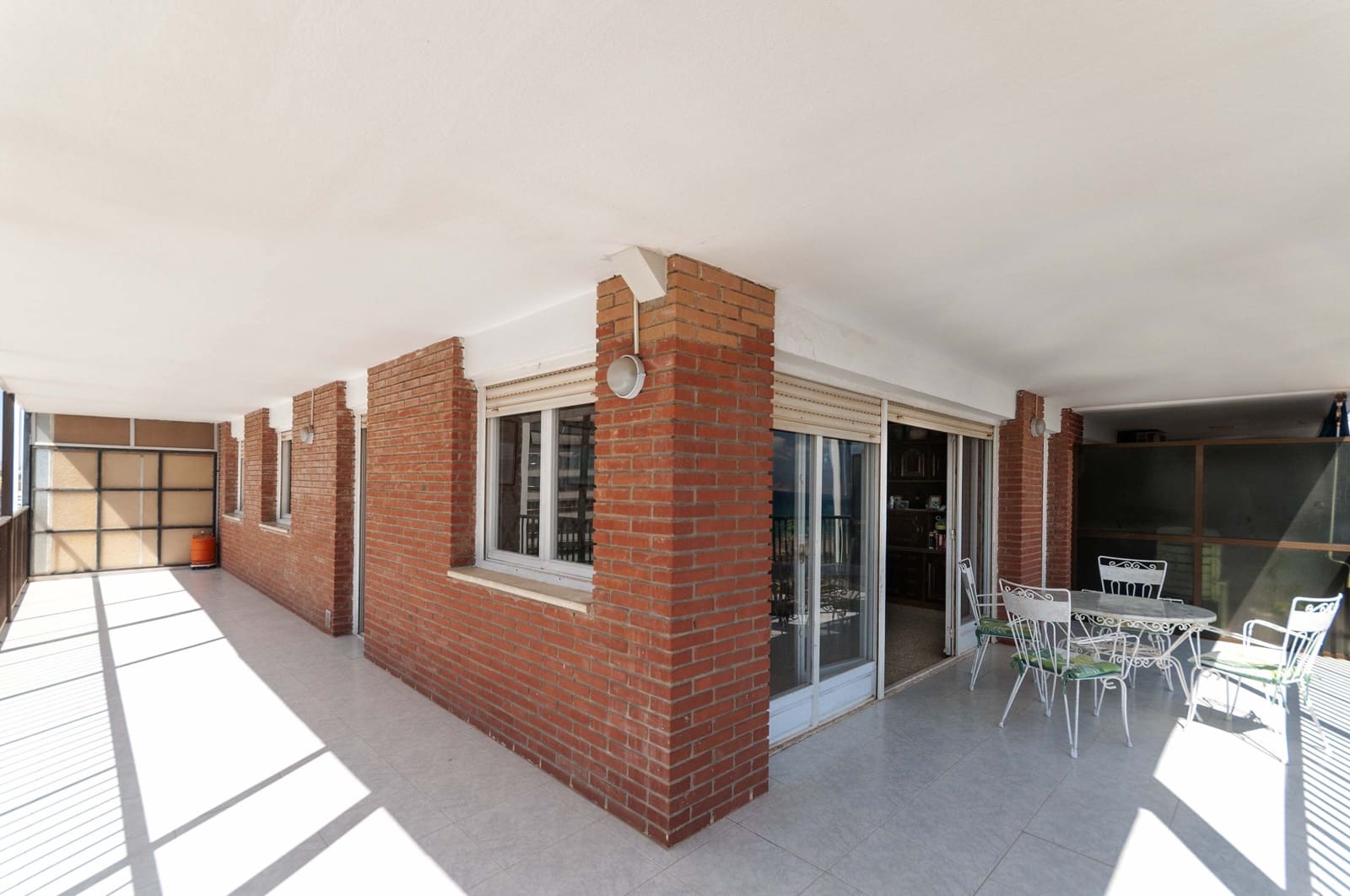 2 soveværelse Lejlighed til salg i Playa de San Juan med garage - € 445.000 (Ref: 9230270)