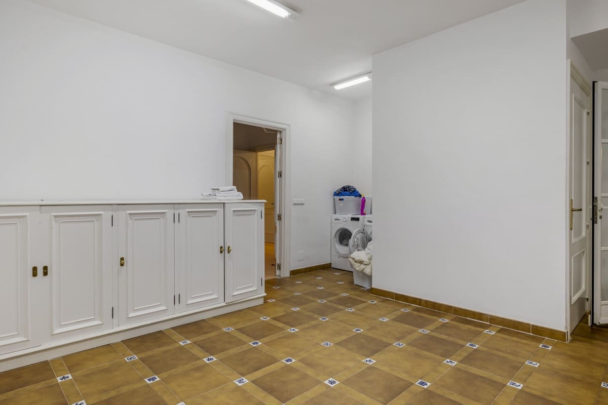 13 soveværelse Villa til salg i Alhaurin el Grande med swimmingpool garage - € 3.600.000 (Ref: 6593679)