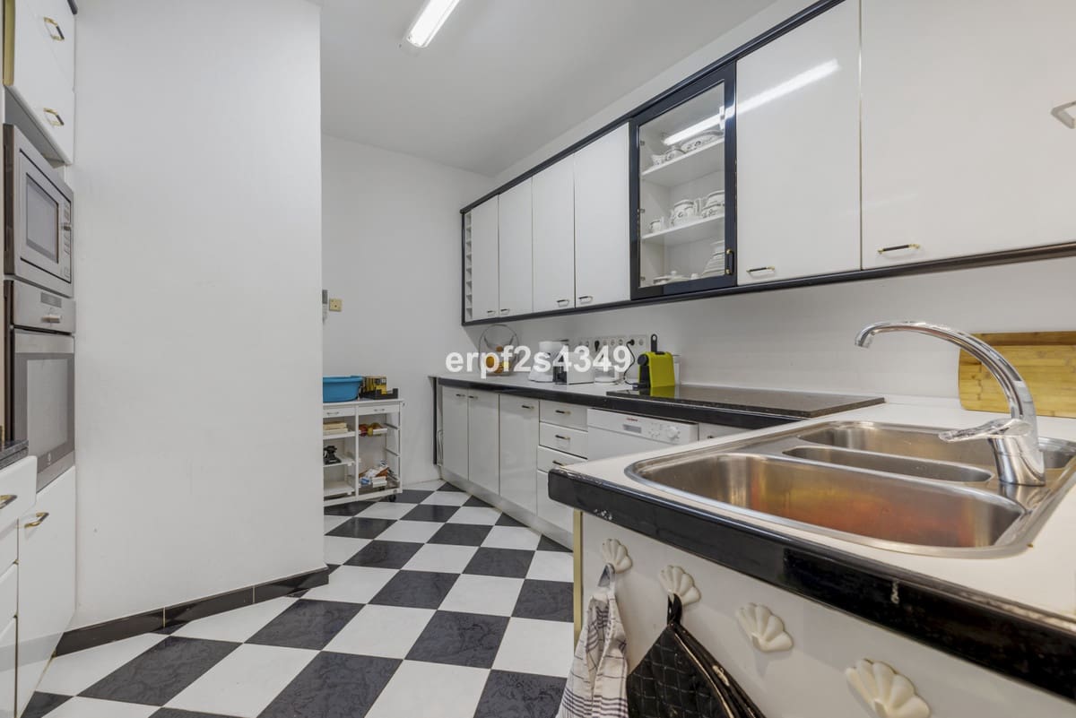 13 sovrum Villa till salu i Alhaurin el Grande med pool garage - 3 600 000 € (Ref: 6593679)