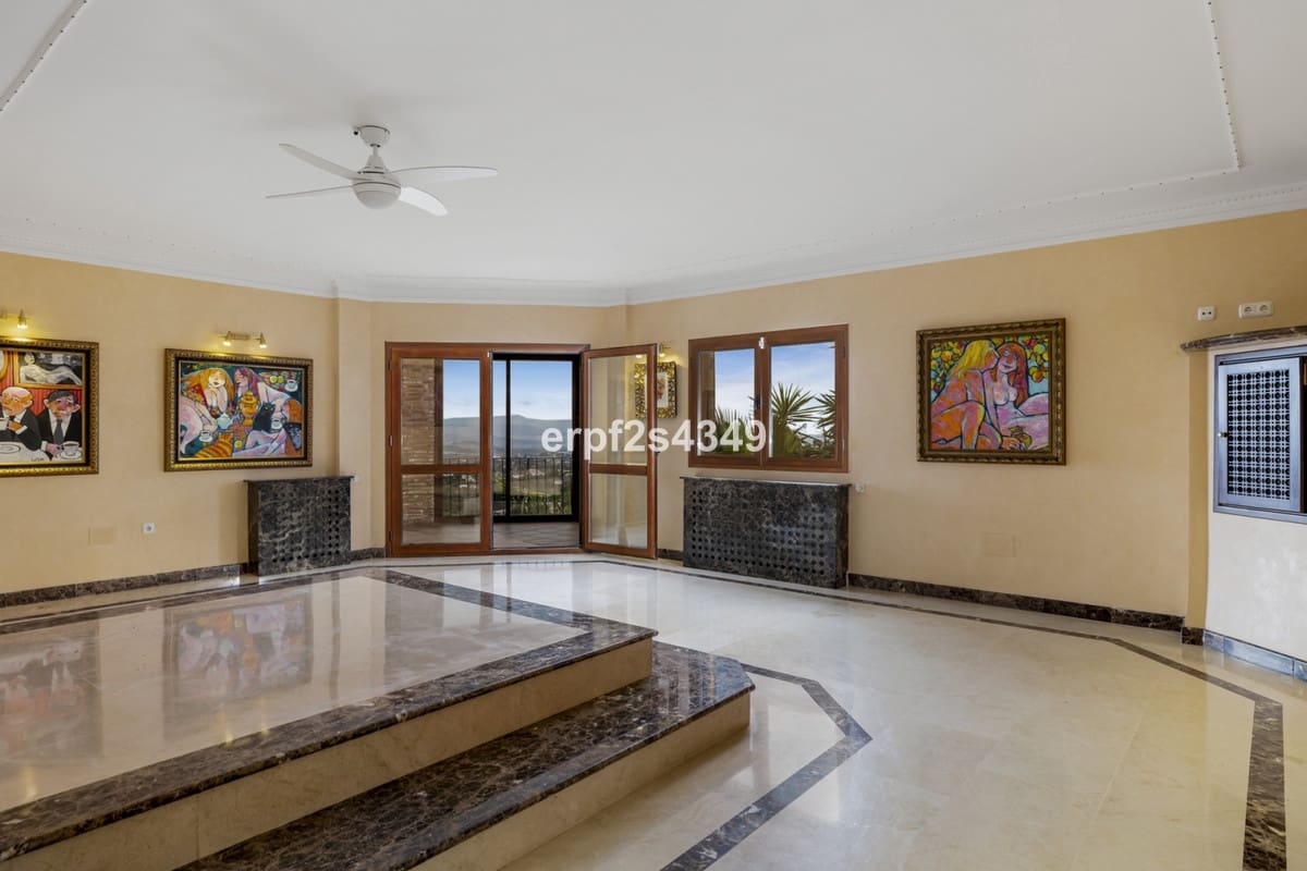 13 sovrum Villa till salu i Alhaurin el Grande med pool garage - 3 600 000 € (Ref: 6593679)