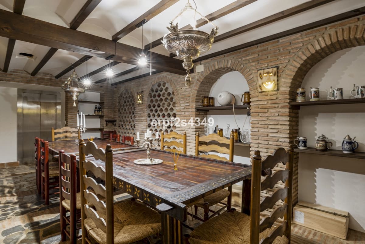 13 sovrum Villa till salu i Alhaurin el Grande med pool garage - 3 600 000 € (Ref: 6593679)