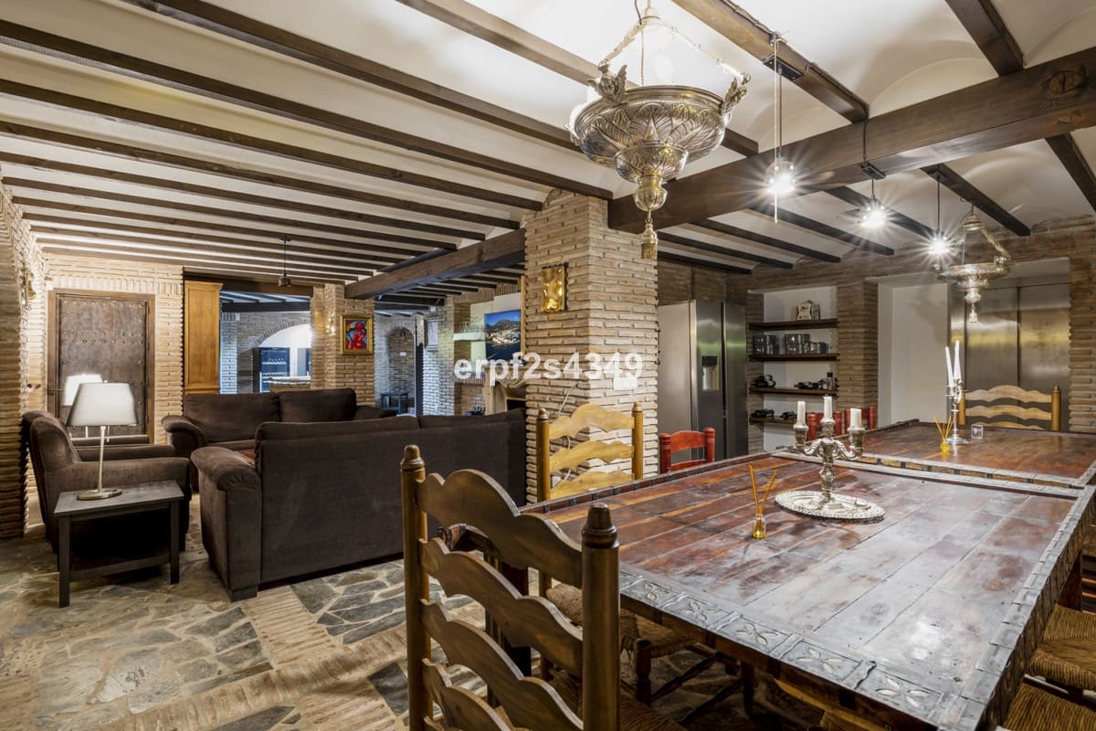 13 sovrum Villa till salu i Alhaurin el Grande med pool garage - 3 600 000 € (Ref: 6593679)