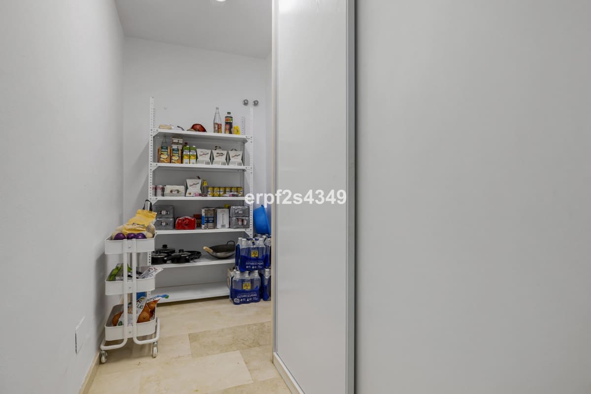 13 sypialnia Willa na sprzedaż w Alhaurin el Grande z basenem garażem - 3 600 000 € (Ref: 6593679)