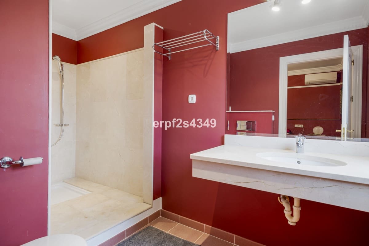 13 sypialnia Willa na sprzedaż w Alhaurin el Grande z basenem garażem - 3 600 000 € (Ref: 6593679)