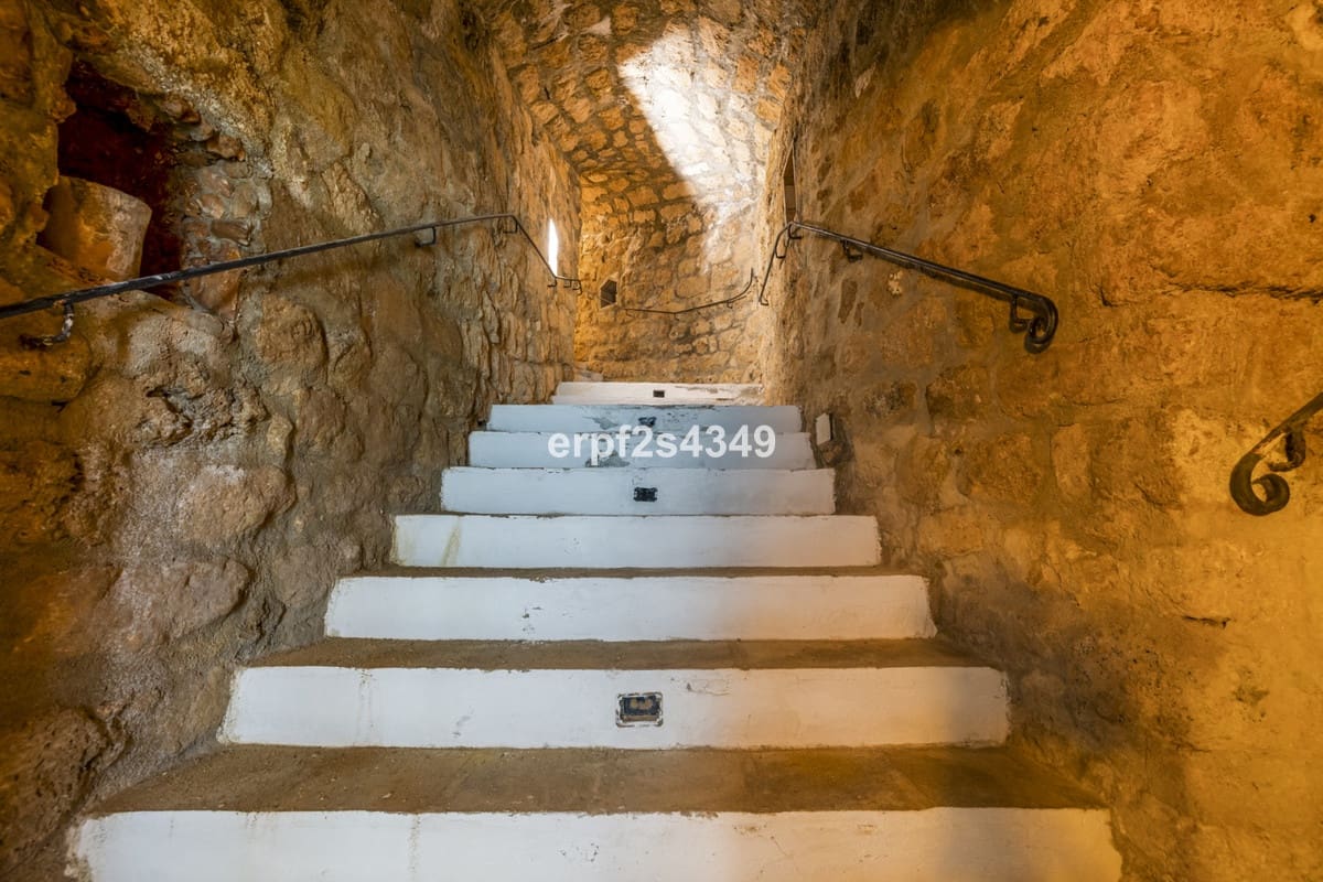 13 sypialnia Willa na sprzedaż w Alhaurin el Grande z basenem garażem - 3 600 000 € (Ref: 6593679)