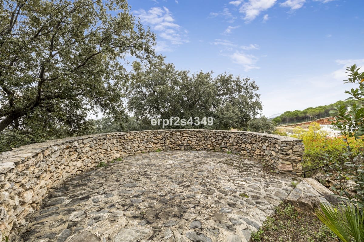 13 sypialnia Willa na sprzedaż w Alhaurin el Grande z basenem garażem - 3 600 000 € (Ref: 6593679)