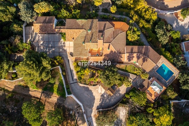 13 sypialnia Willa na sprzedaż w Alhaurín el Grande z basenem garażem - 3 600 000 € (Ref: 6593679)