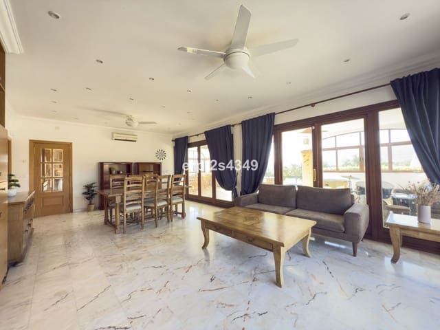 4 soveværelse Villa til salg i Alhaurín el Grande med swimmingpool garage - € 999.999 (Ref: 8157827)