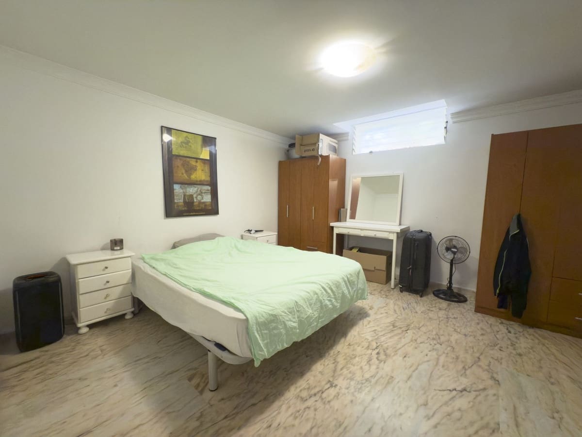 Chalet de 4 habitaciones en Alhaurín el Grande en venta con piscina garaje - 999.999 € (Ref: 8157827)