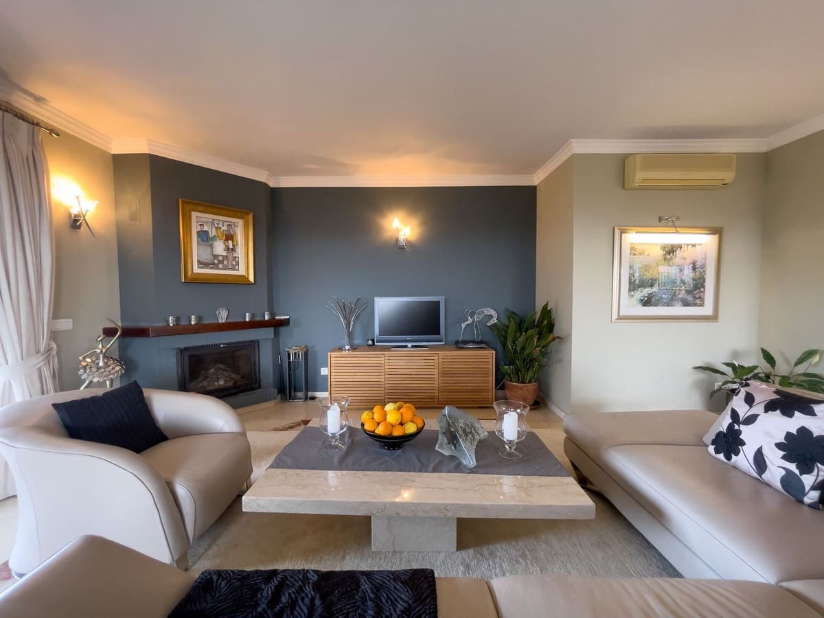 8 soveværelse Villa til salg i Monda med swimmingpool garage - € 875.000 (Ref: 8371955)