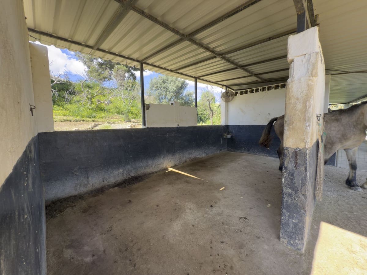 3 soverom Finca/Herregård til salgs i Pizarra med svømmebasseng garasje - € 390 000 (Ref: 8909762)