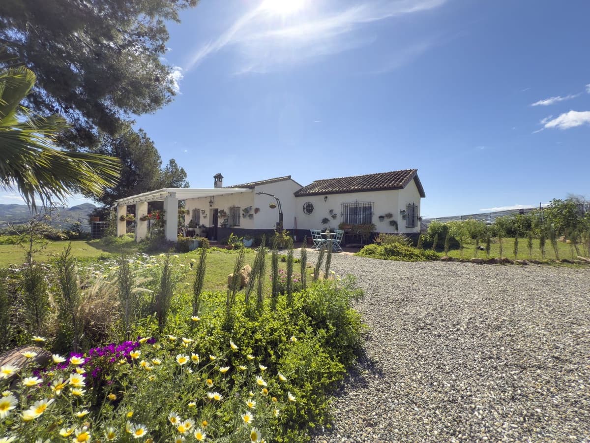 3 soverom Finca/Herregård til salgs i Pizarra med svømmebasseng garasje - € 390 000 (Ref: 8909762)