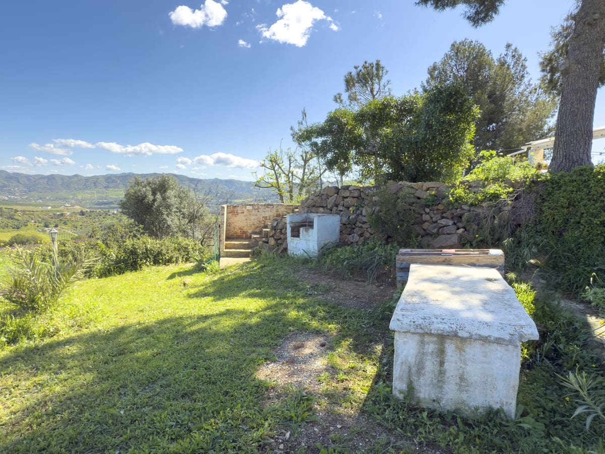 3 soverom Finca/Herregård til salgs i Pizarra med svømmebasseng garasje - € 390 000 (Ref: 8909762)