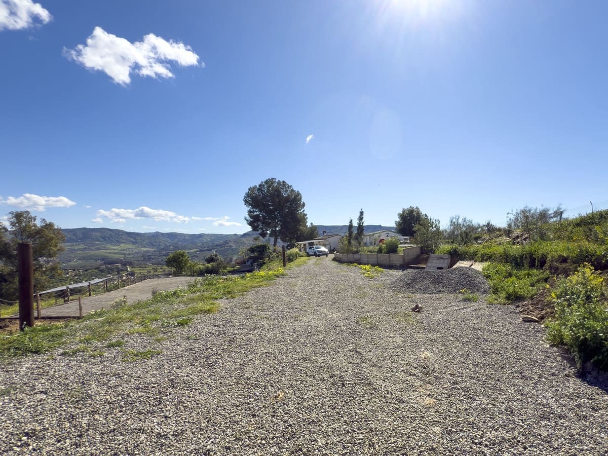 3 soverom Finca/Herregård til salgs i Pizarra med svømmebasseng garasje - € 390 000 (Ref: 8909762)