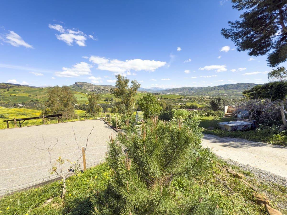 3 soverom Finca/Herregård til salgs i Pizarra med svømmebasseng garasje - € 390 000 (Ref: 8909762)