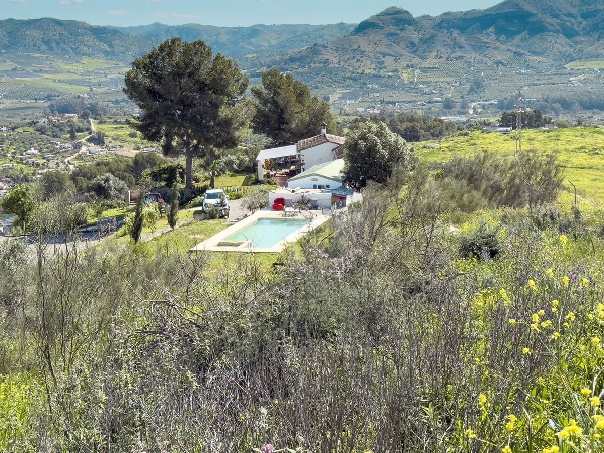 3 soverom Finca/Herregård til salgs i Pizarra med svømmebasseng garasje - € 390 000 (Ref: 8909762)