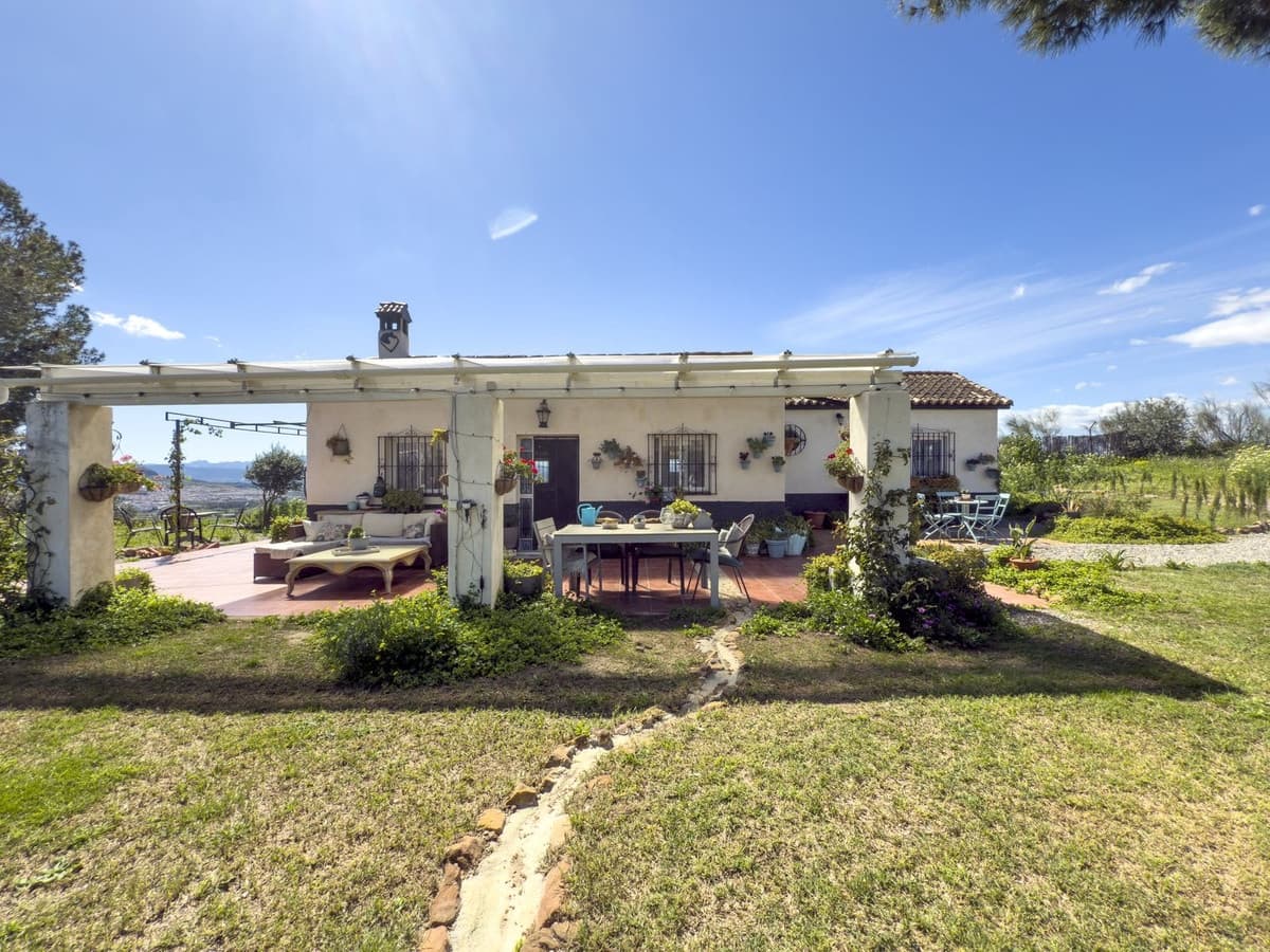 3 soverom Finca/Herregård til salgs i Pizarra med svømmebasseng garasje - € 390 000 (Ref: 8909762)