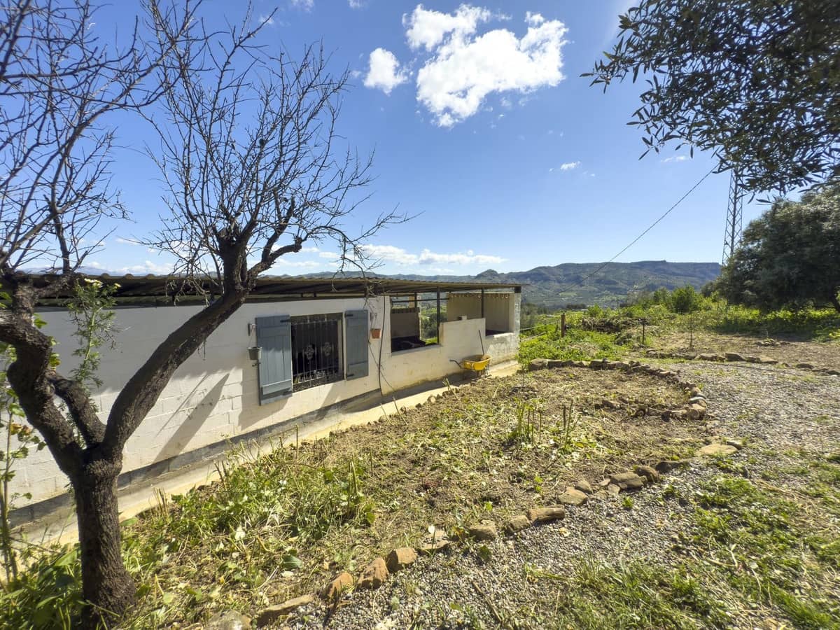 3 soverom Finca/Herregård til salgs i Pizarra med svømmebasseng garasje - € 390 000 (Ref: 8909762)