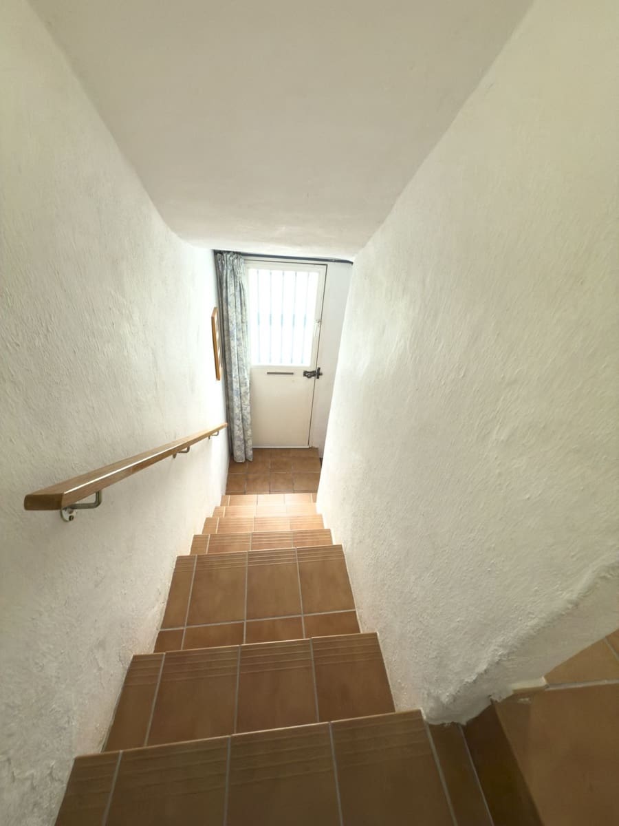 6 soveværelse Byhus til salg i Tolox - € 275.000 (Ref: 8912150)