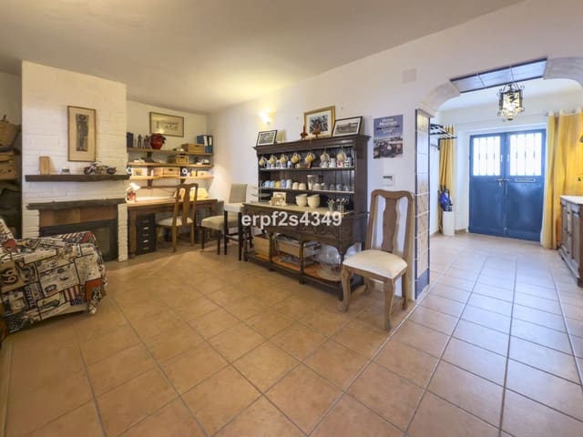 6 camera da letto Casa in vendita in Tolox - 275.000 € (Rif: 8912150)