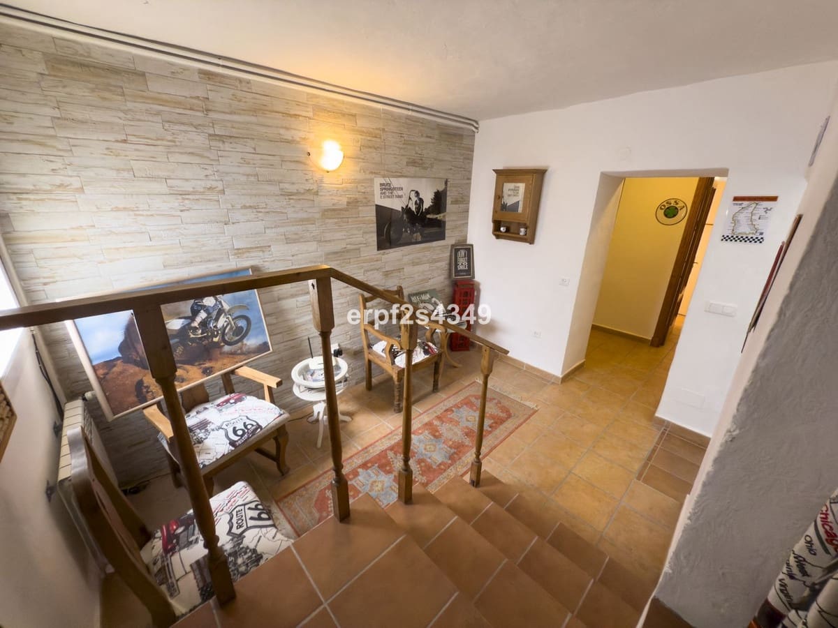 6 camera da letto Casa in vendita in Tolox - 275.000 € (Rif: 8912150)
