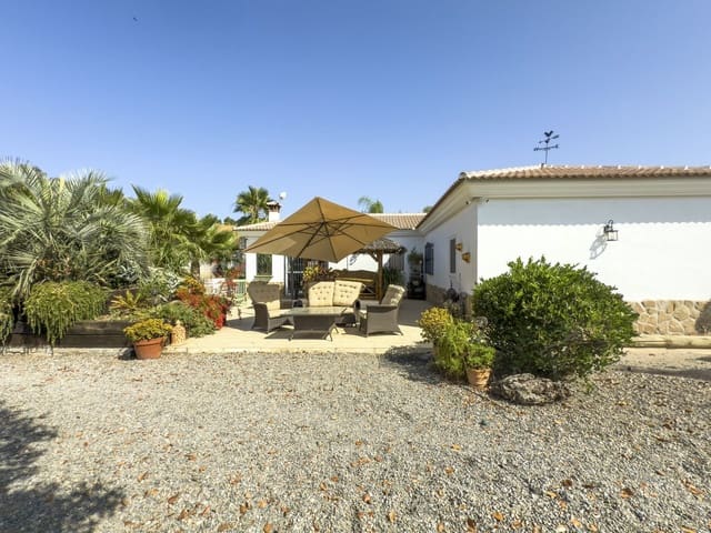 3 soverom Finca/Herregård til salgs i Tolox med svømmebasseng garasje - € 375 000 (Ref: 9095795)