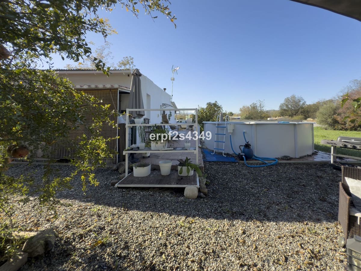 2 bedroom Finca/Country House for sale in Coin with garage - € 250,000 (Ref: 9243525)