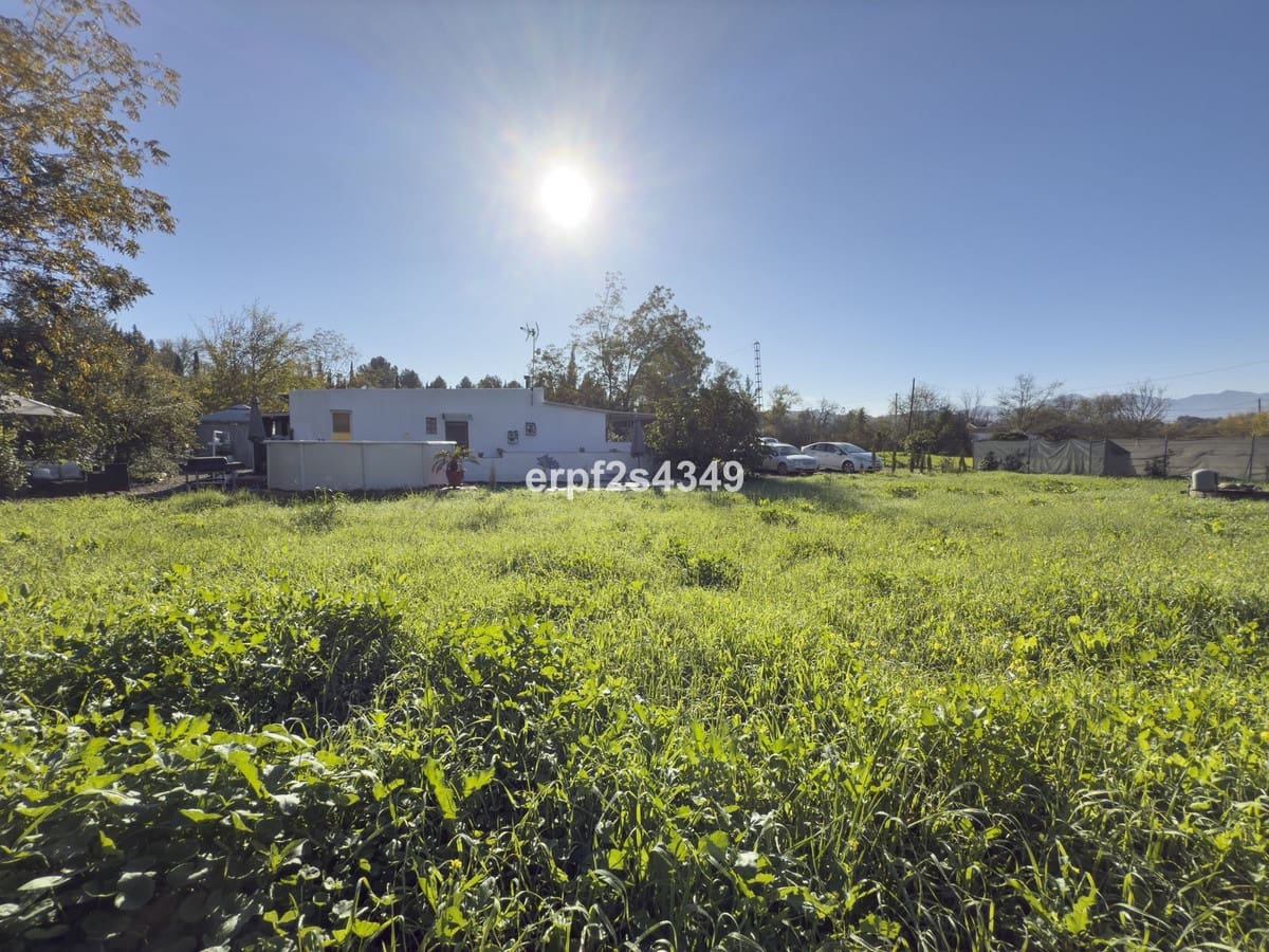 2 sypialnia Finka/Dom wiejski na sprzedaż w Coin z garażem - 250 000 € (Ref: 9243525)