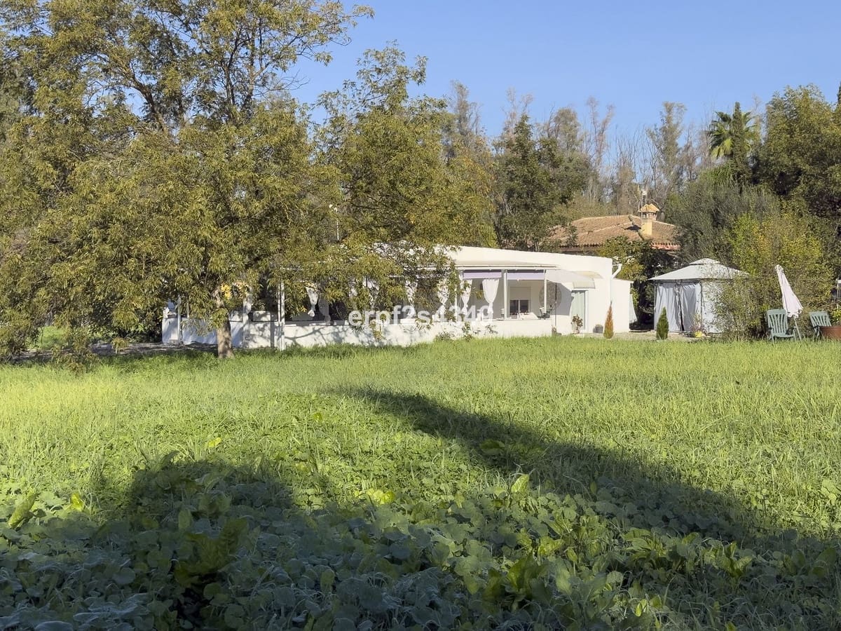 Finca/Casa Rural de 2 habitaciones en Coín en venta con garaje - 250.000 € (Ref: 9243525)