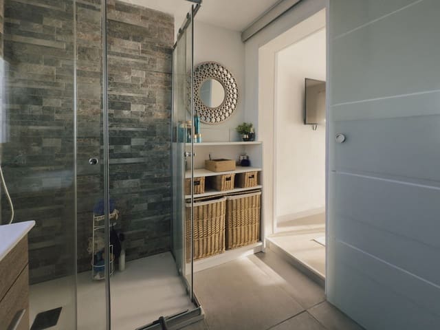 2 slaapkamer Finca/Landhuis te koop in Coín met garage - € 250.000 (Ref: 9243525)