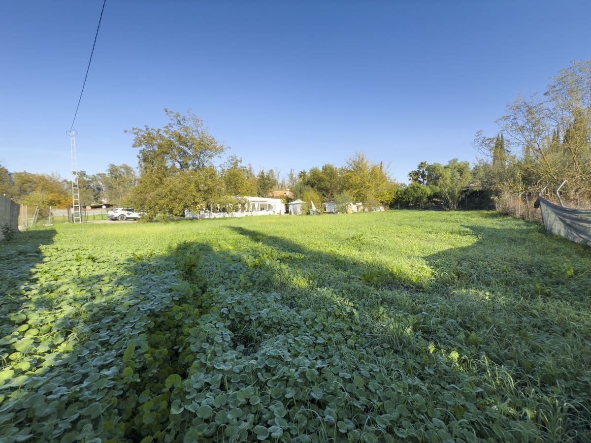 2 bedroom Finca/Country House for sale in Coin with garage - € 250,000 (Ref: 9243525)