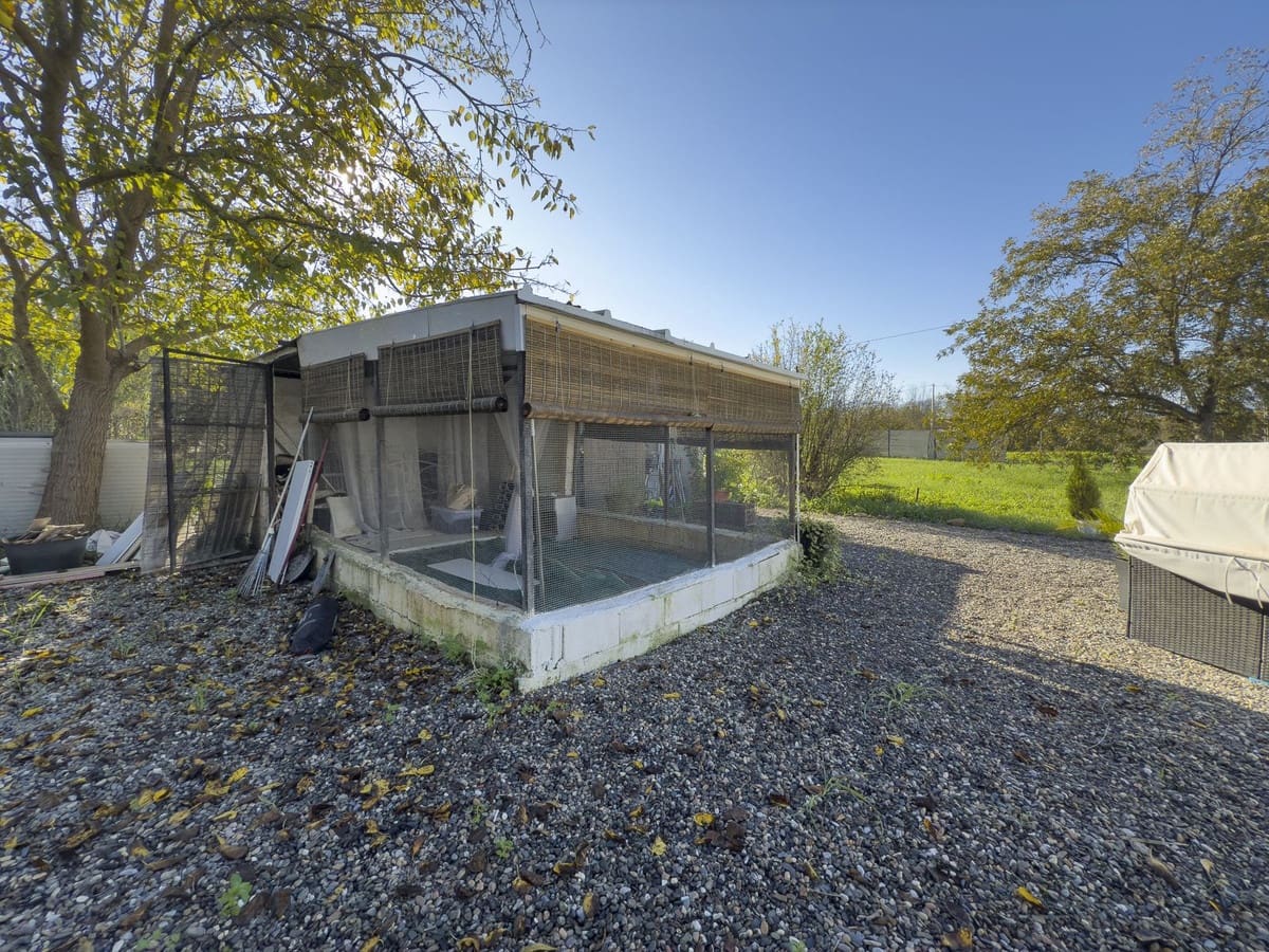 2 bedroom Finca/Country House for sale in Coin with garage - € 250,000 (Ref: 9243525)