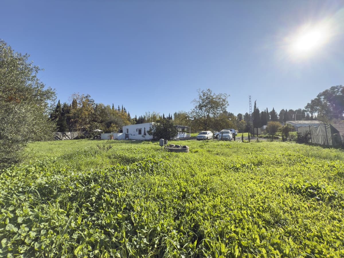 2 bedroom Finca/Country House for sale in Coin with garage - € 250,000 (Ref: 9243525)