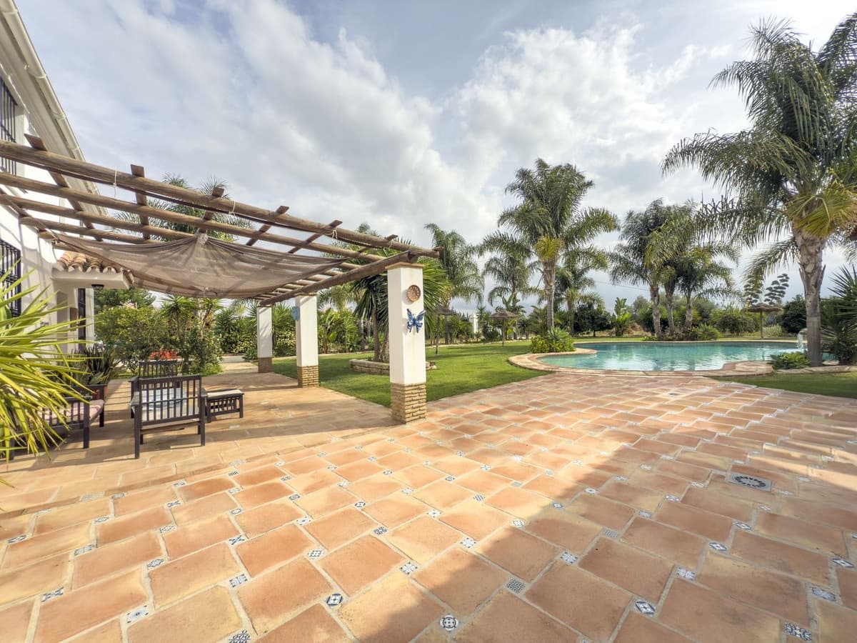 3 chambre Finca/Maison de Campagne à vendre à Alhaurin el Grande avec piscine garage - 650 000 € (Ref: 9322803)