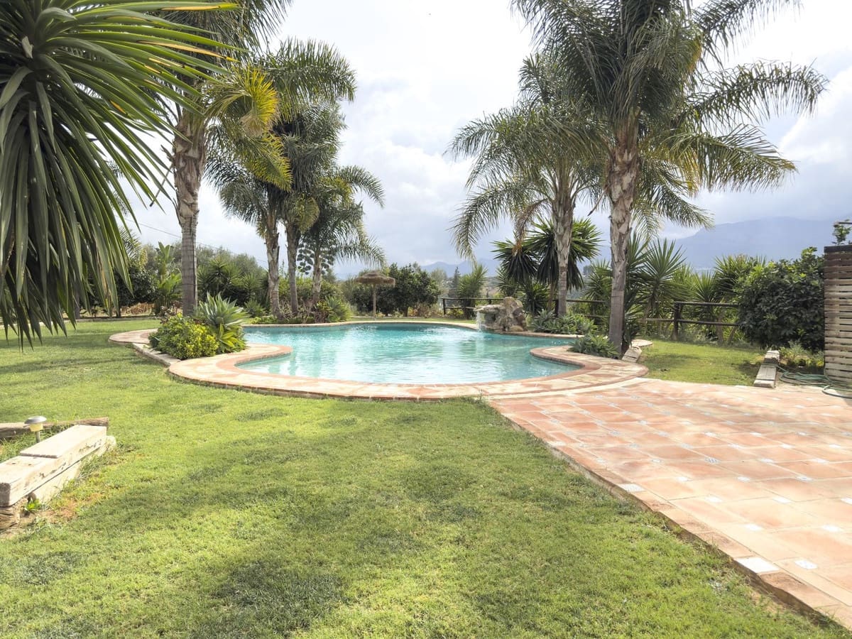 3 chambre Finca/Maison de Campagne à vendre à Alhaurin el Grande avec piscine garage - 650 000 € (Ref: 9322803)