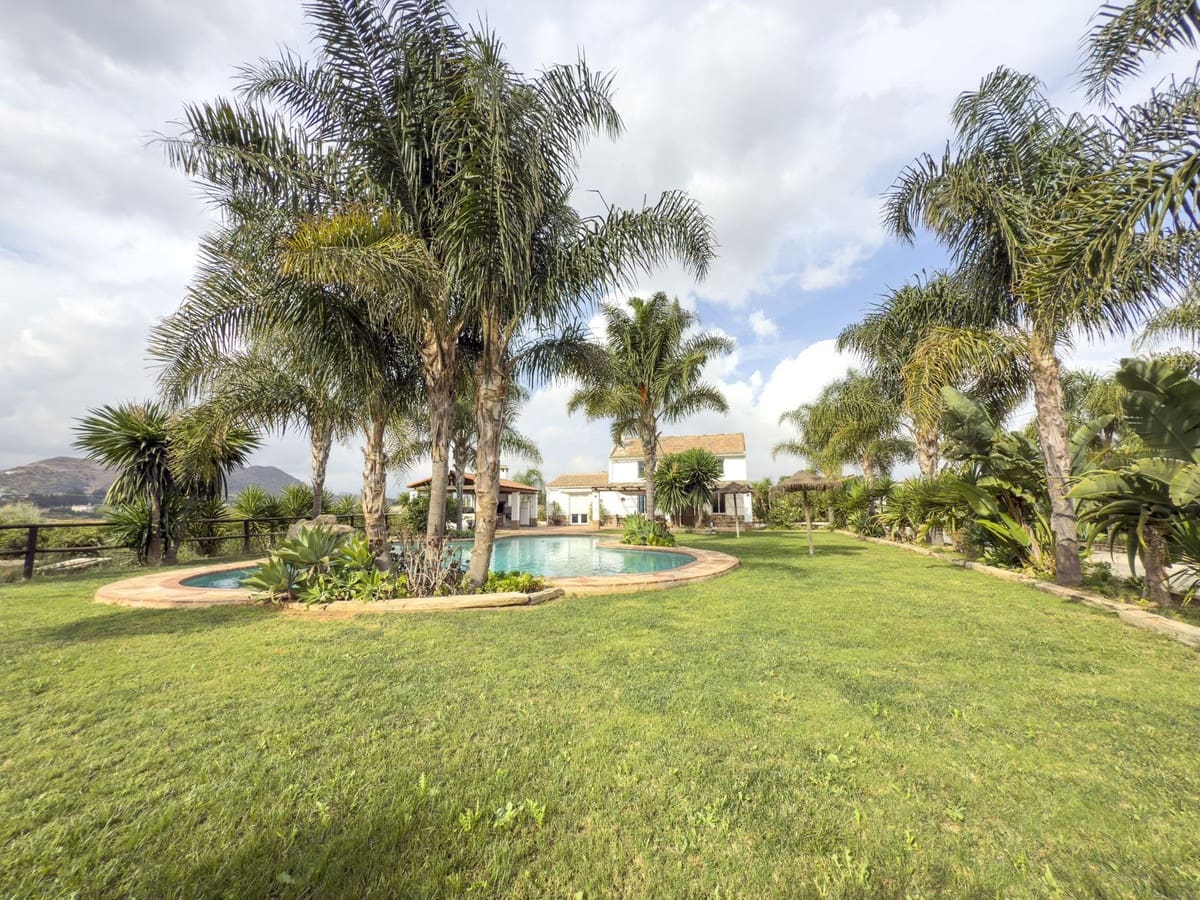 3 chambre Finca/Maison de Campagne à vendre à Alhaurin el Grande avec piscine garage - 650 000 € (Ref: 9322803)