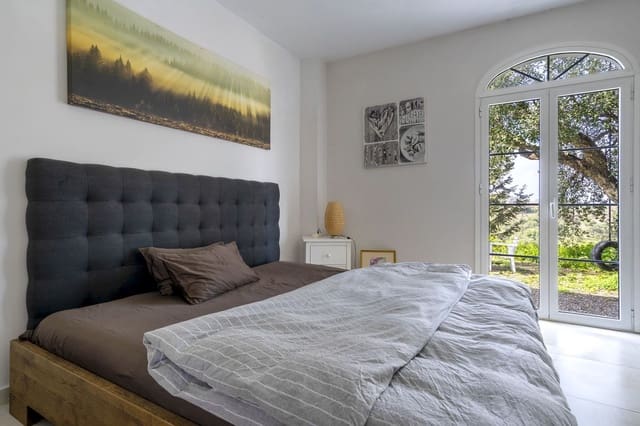 3 sypialnia Willa na sprzedaż w Coín z garażem - 599 000 € (Ref: 9500346)