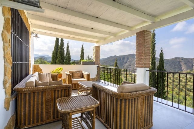 3 sypialnia Willa na sprzedaż w Coín z garażem - 599 000 € (Ref: 9500346)