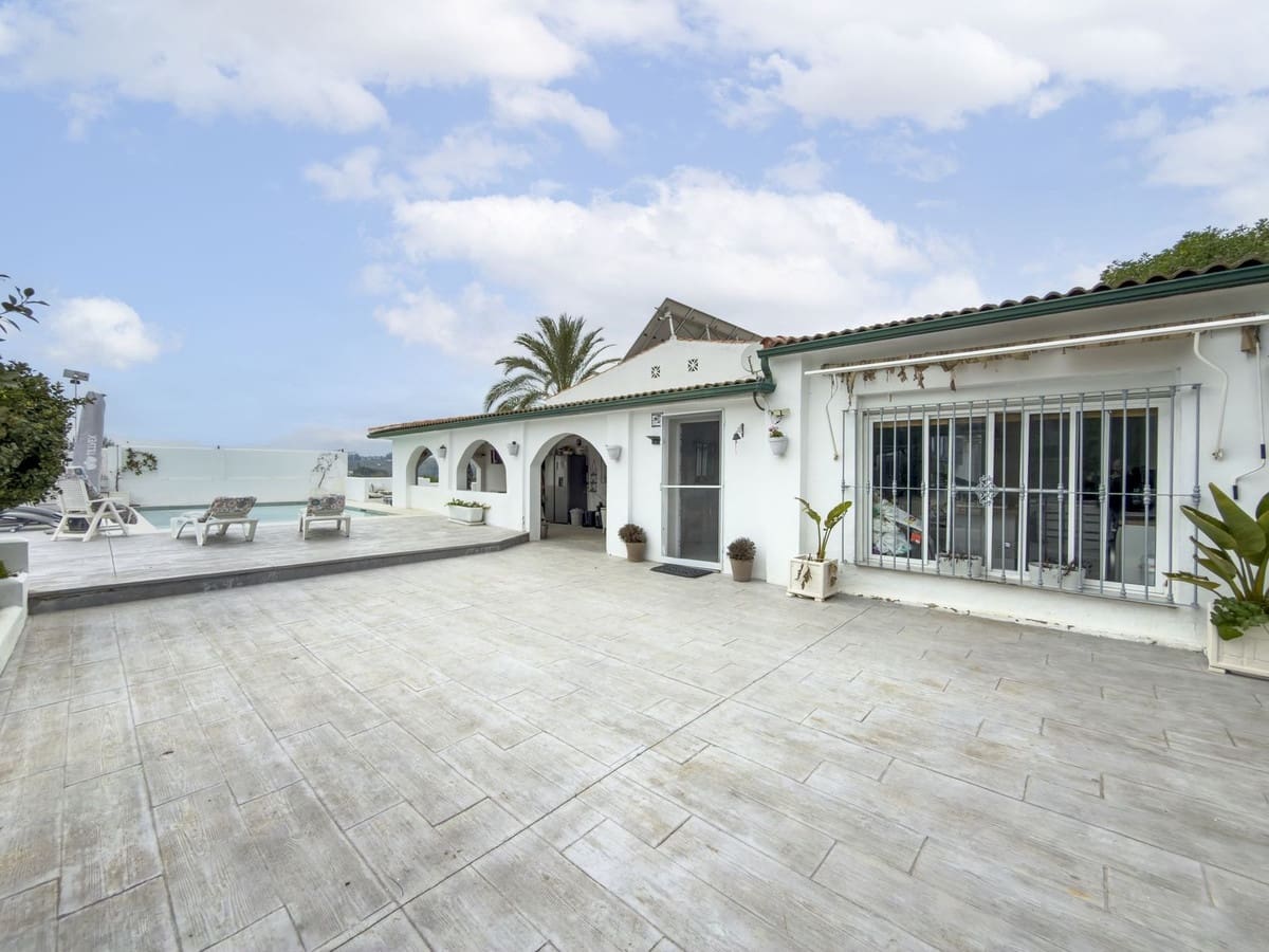 3 bedroom Finca/Country House for sale in Cartama with pool garage - € 525,000 (Ref: 9517868)