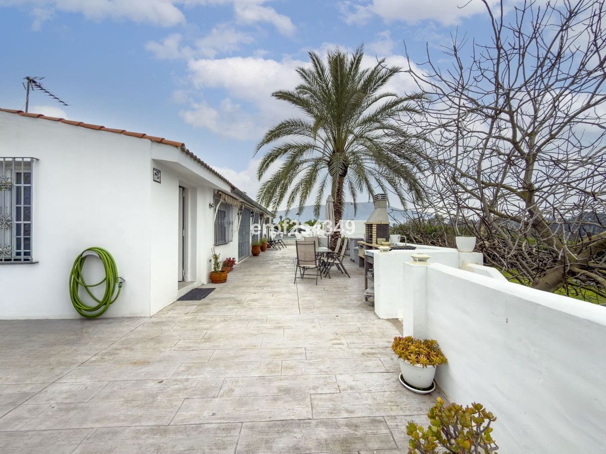 3 bedroom Finca/Country House for sale in Cartama with pool garage - € 525,000 (Ref: 9517868)