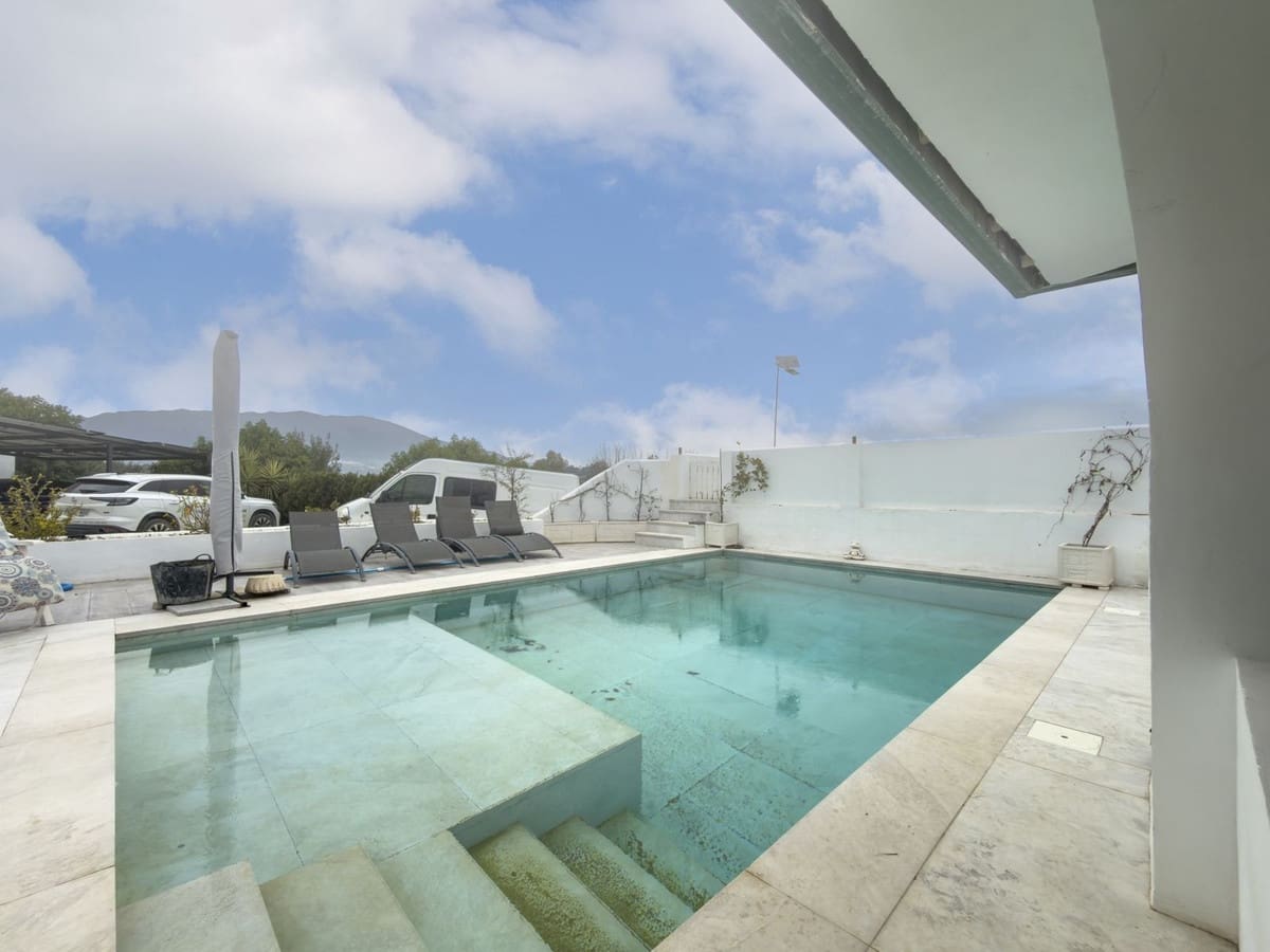 Finca/Casa Rural de 3 habitaciones en Cártama en venta con piscina garaje - 525.000 € (Ref: 9517868)