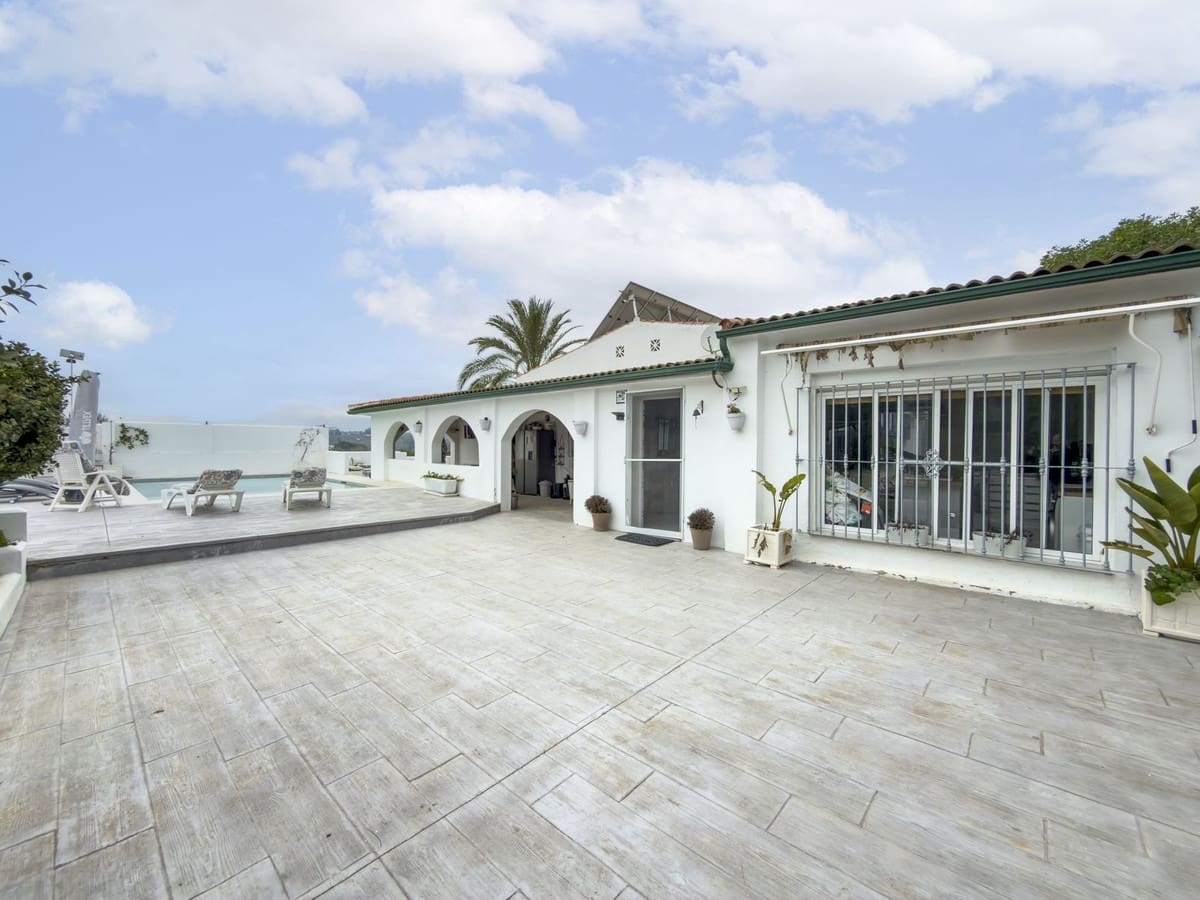 Finca/Casa Rural de 3 habitaciones en Cártama en venta con piscina garaje - 525.000 € (Ref: 9517868)