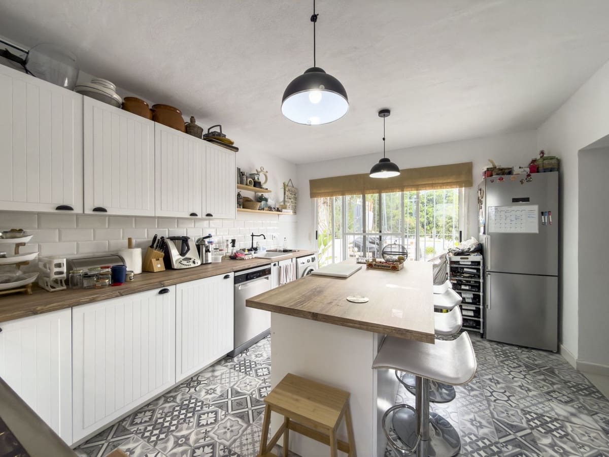 Finca/Casa Rural de 3 habitaciones en Cártama en venta con piscina garaje - 525.000 € (Ref: 9517868)