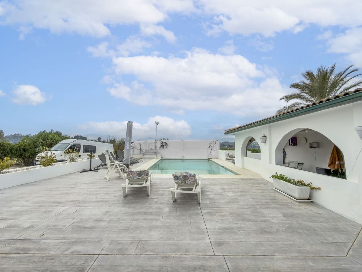 Finca/Casa Rural de 3 habitaciones en Cártama en venta con piscina garaje - 525.000 € (Ref: 9517868)