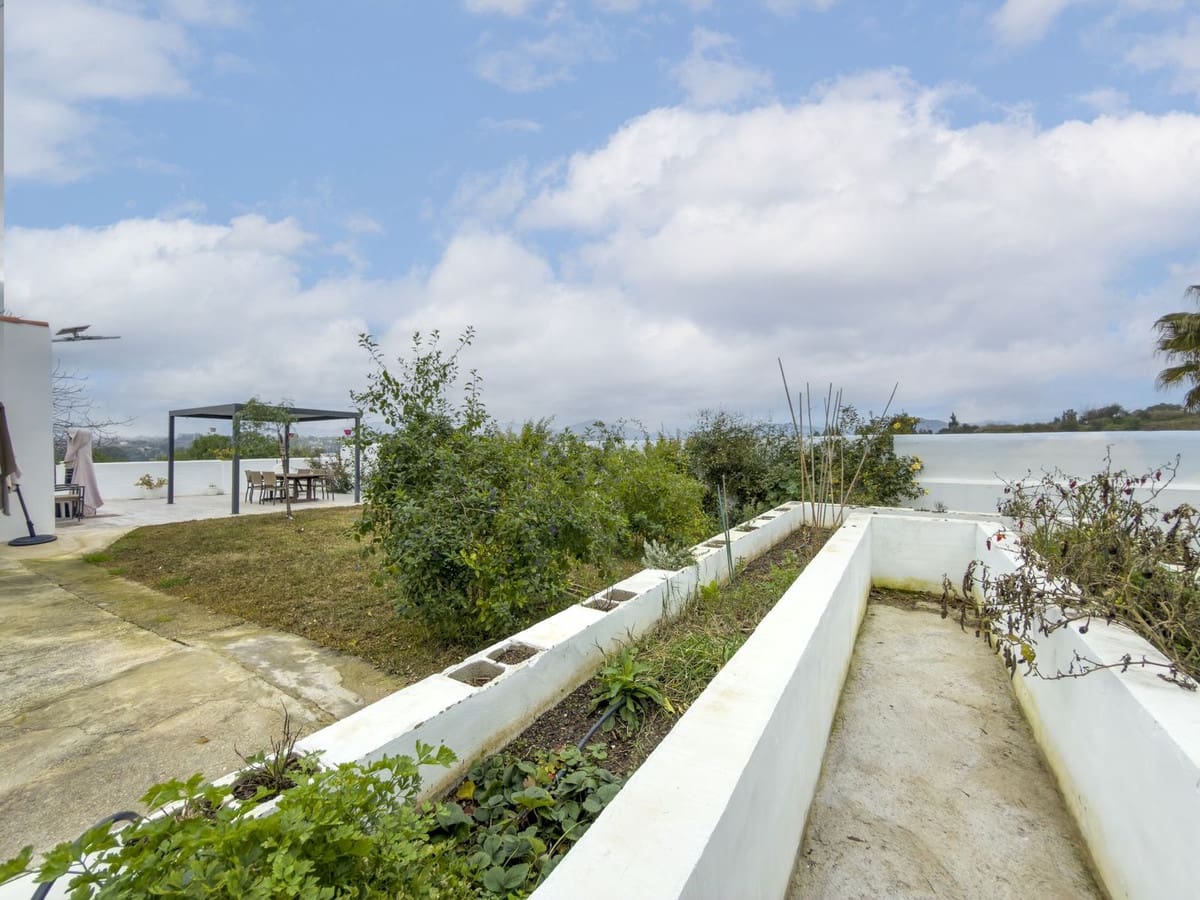 Finca/Casa Rural de 3 habitaciones en Cártama en venta con piscina garaje - 525.000 € (Ref: 9517868)