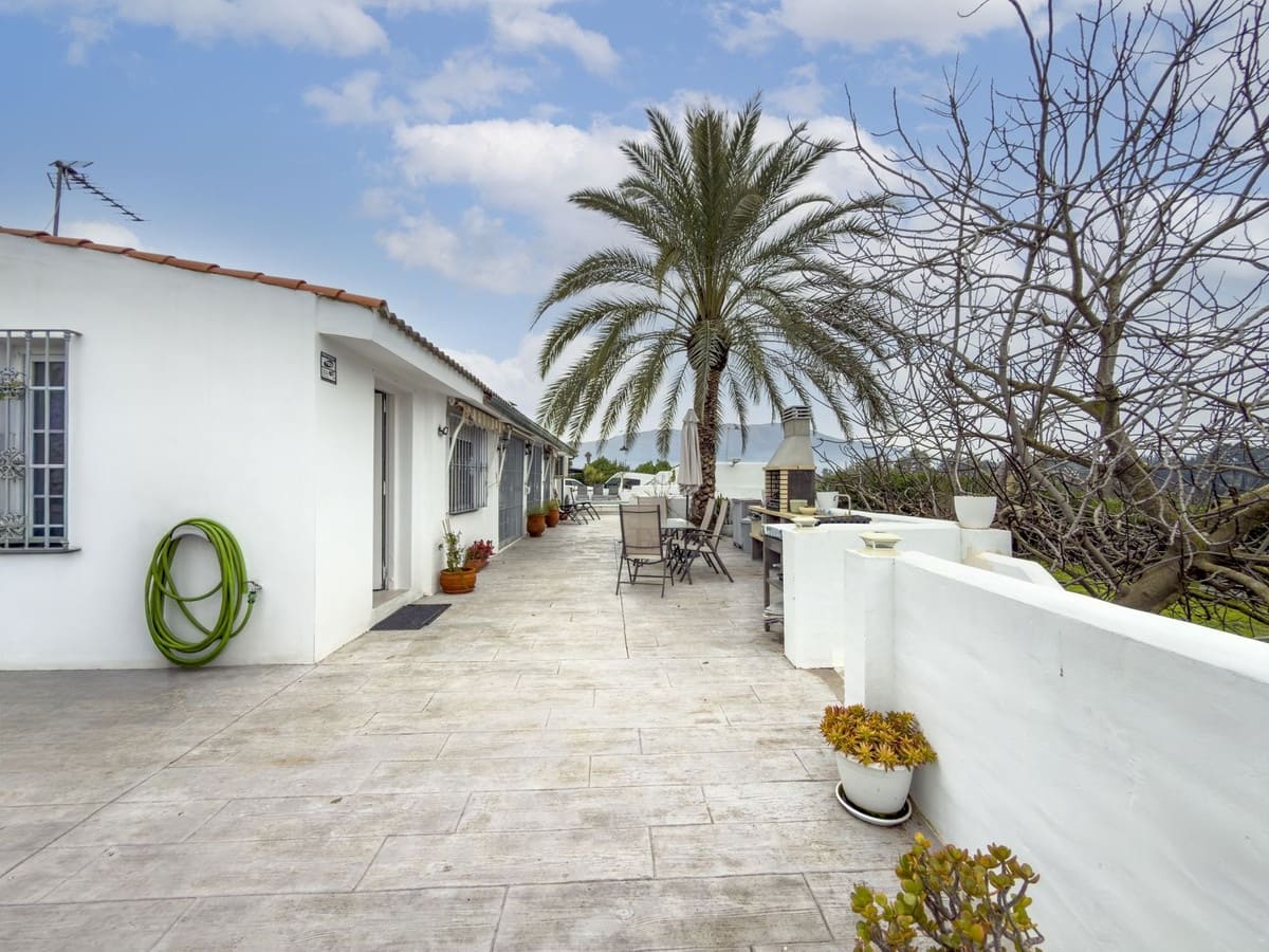 Finca/Casa Rural de 3 habitaciones en Cártama en venta con piscina garaje - 525.000 € (Ref: 9517868)