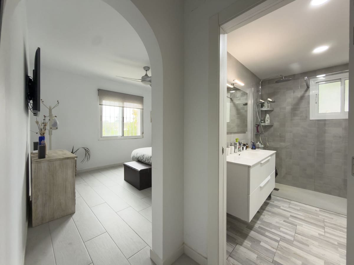 Finca/Casa Rural de 3 habitaciones en Cártama en venta con piscina garaje - 525.000 € (Ref: 9517868)