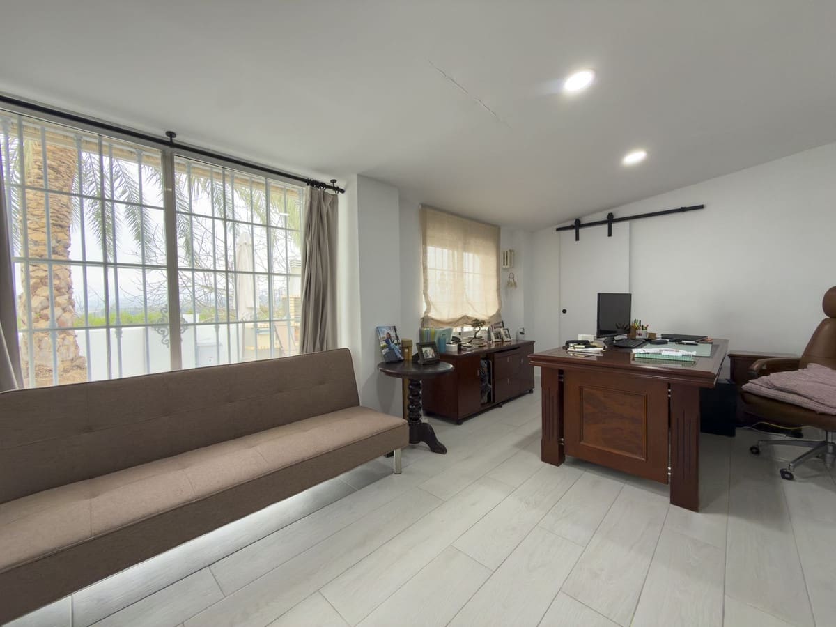 Finca/Casa Rural de 3 habitaciones en Cártama en venta con piscina garaje - 525.000 € (Ref: 9517868)